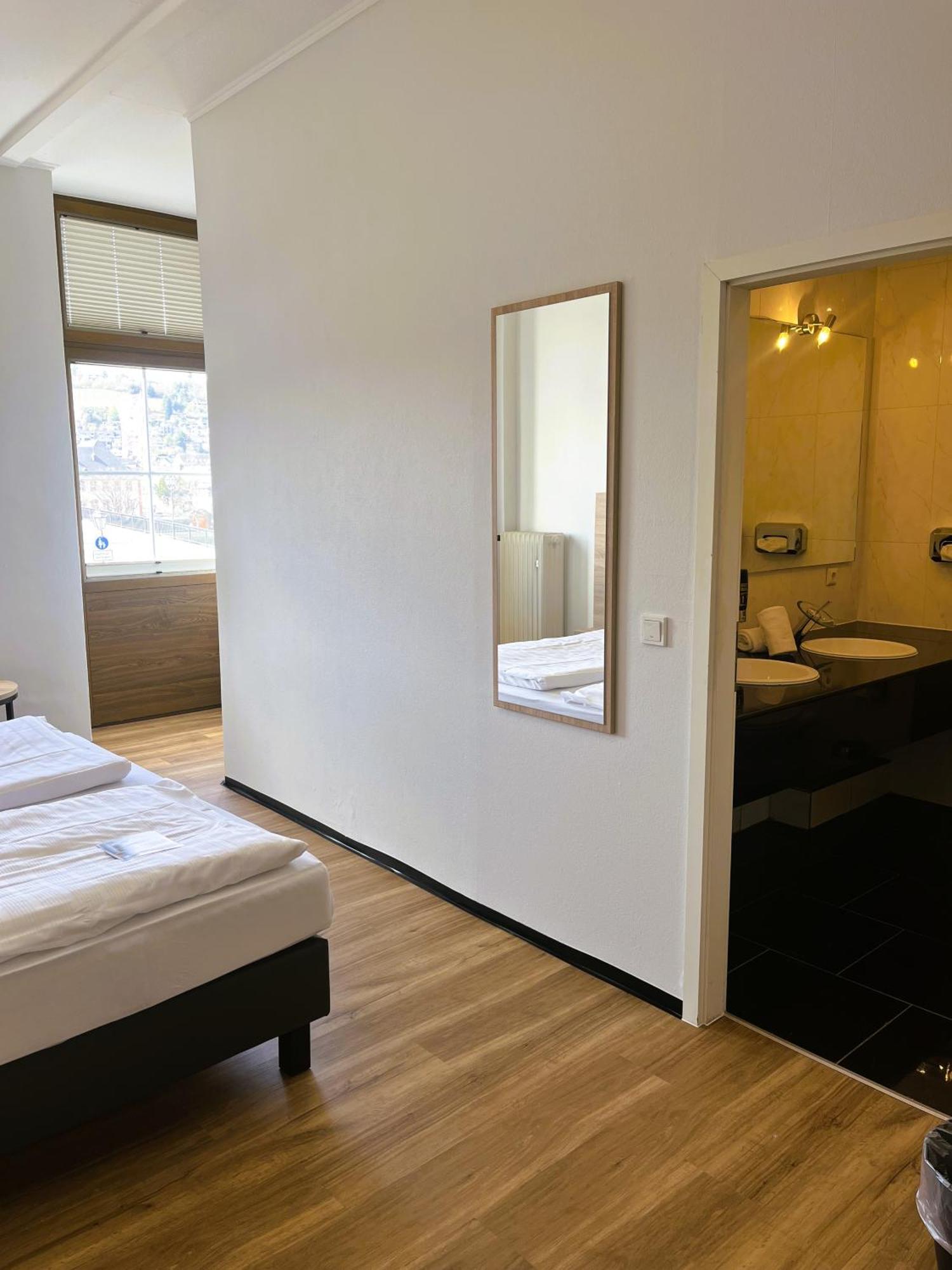 Moselhotel Roemischer Kaiser Bernkastel-Kues Esterno foto